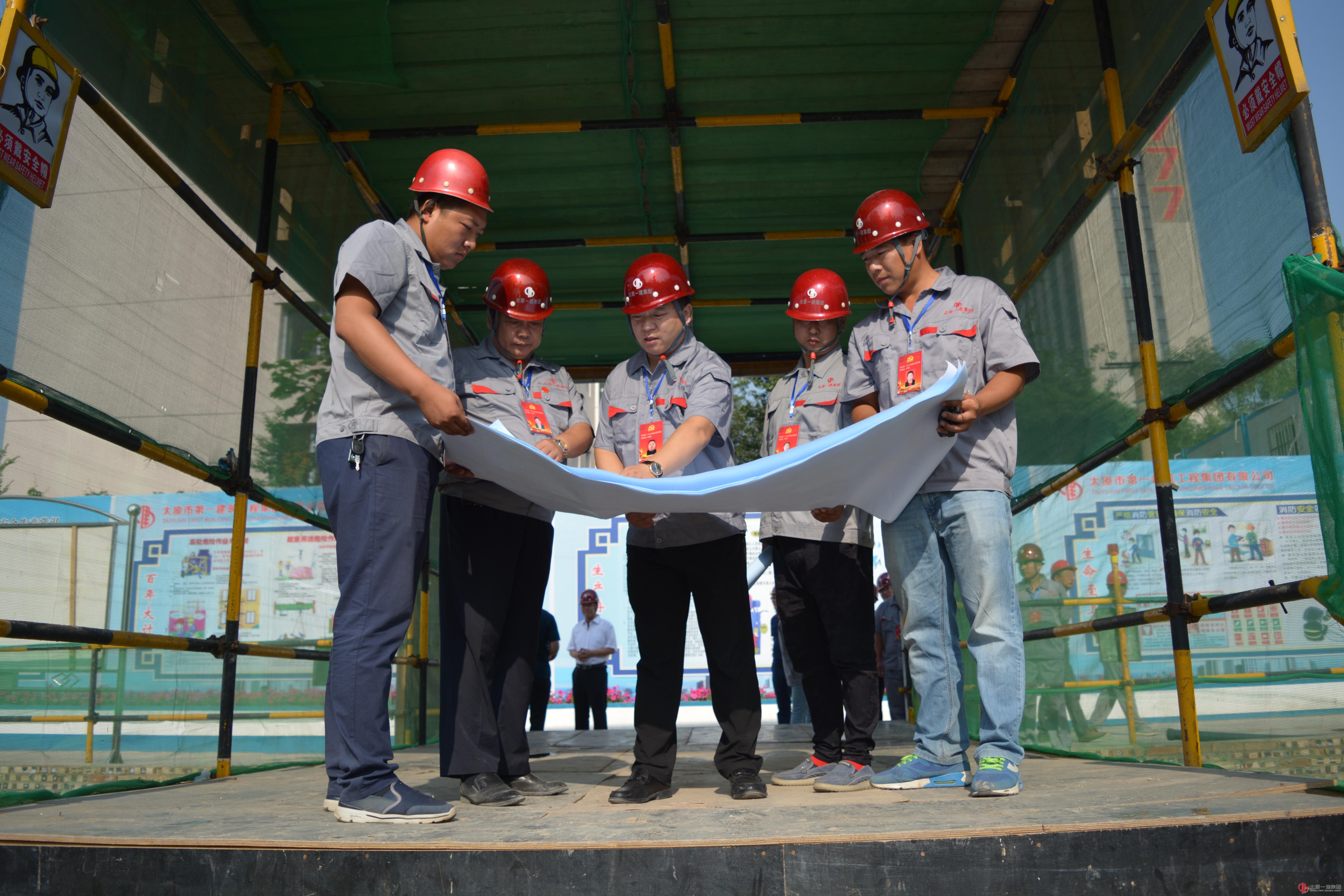 不忘初心擼袖干  砥礪奮進行不止