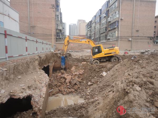 太原市第三人民醫院門診樓施工簡報2012年02期