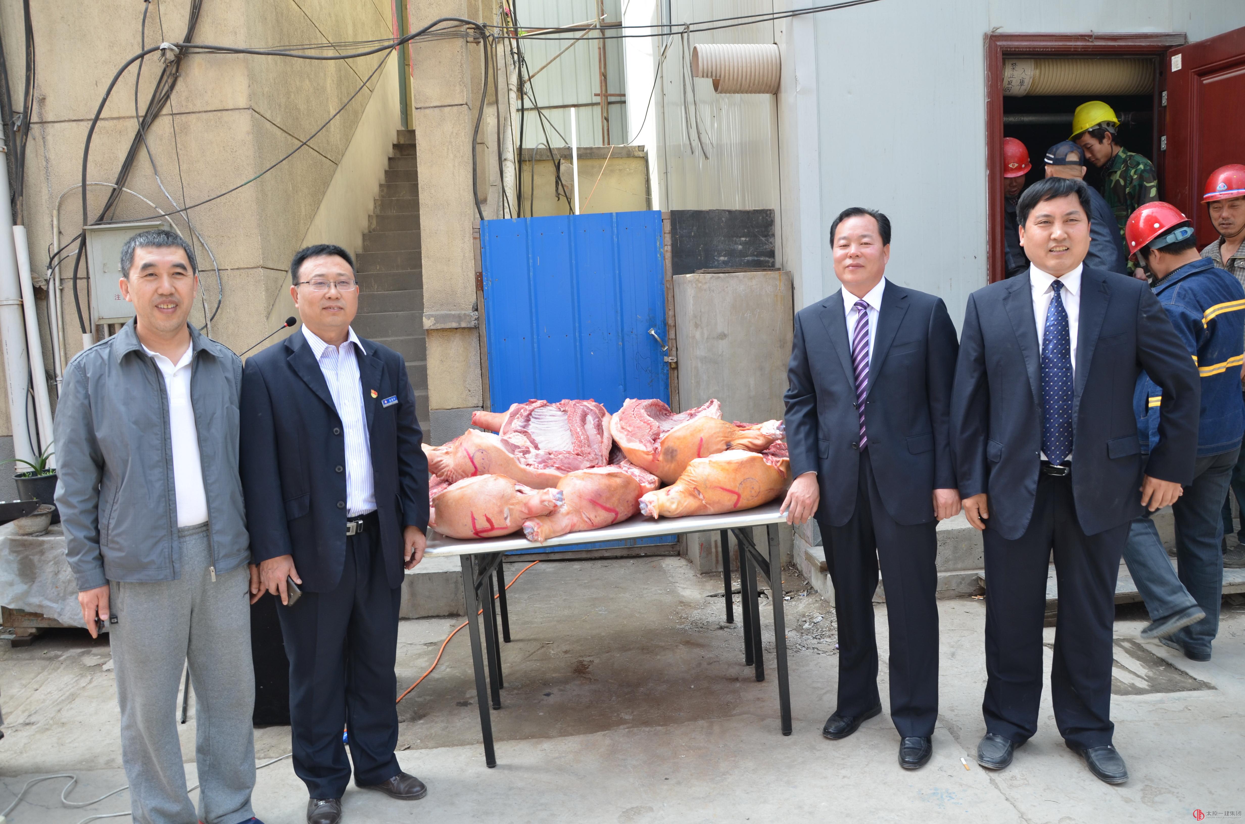 太原市第三人民醫(yī)院門診樓工程舉行主體結(jié)構(gòu)封頂儀式