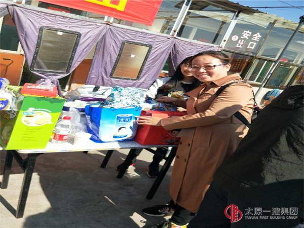 九九重陽節(jié)，濃濃敬老情——幼兒園開展重陽節(jié)慰問活動